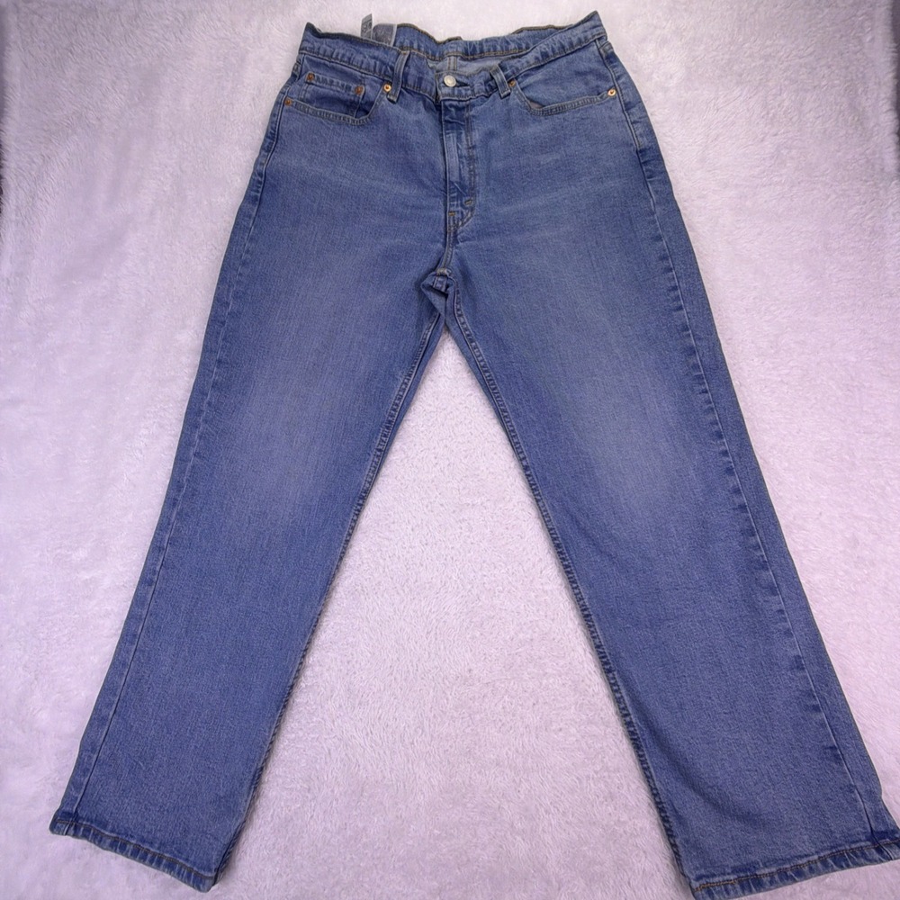 Vintage Y2K Levis 550 Relaxed Fit Jeans Mens 35x29.5 Light Wash Blue Denim